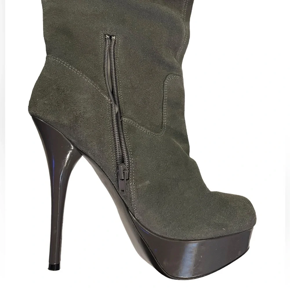 Steve Madden Boots ‘Calgarry’ Vintage Grey Suede Over-the-Knee Platforms - EUC